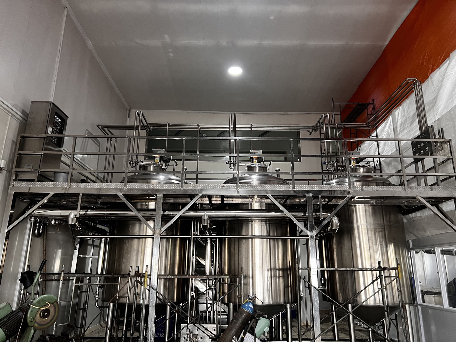 Cơ khí chế tạo máy - hệ thống inox
